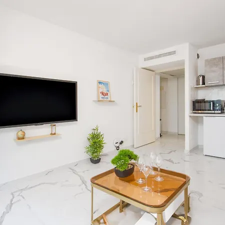 Daturas Ii - Agreable - Proche - Centre Menton