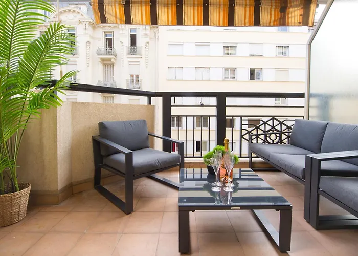 Daturas Ii - Agreable - Proche - Centre * Menton